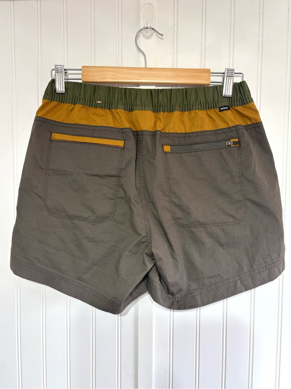 prAna Double Peak 5” Shorts Women’s Size 4 Brown Olive Hiking Outdoor